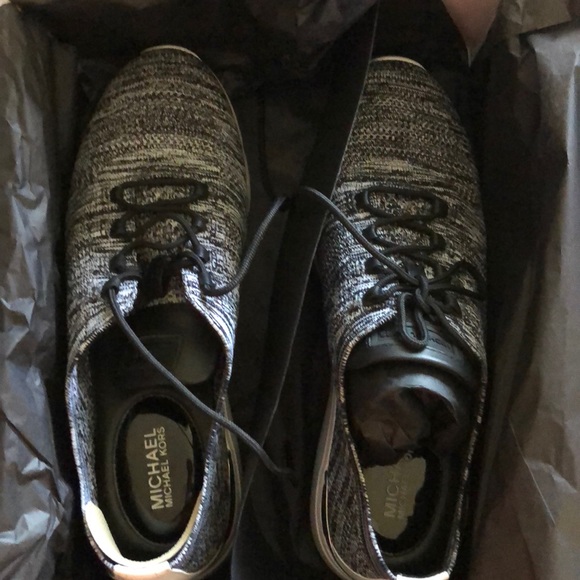 Michael Kors Shoes - Michael Kors tennis shoes sz 9.5